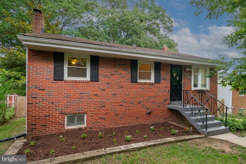 Homes For Sale - 9205 49th Avenue<br/> COLLEGE PARK, MD 20740