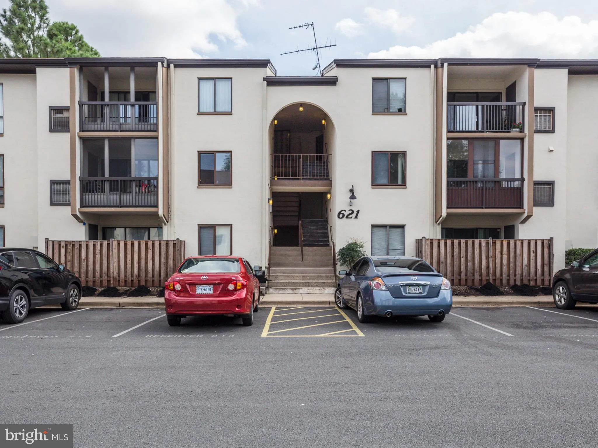 Additional image 2 of 621 Center Street Unit T2, Herndon, VA 20170