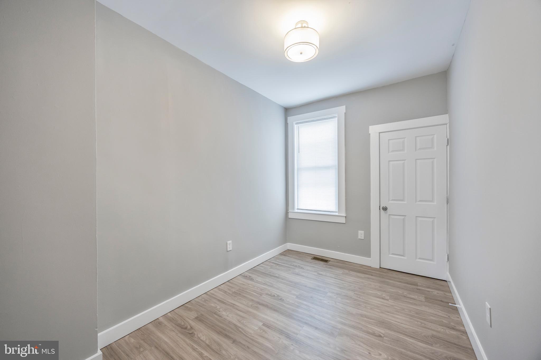 EDMONDSON - Residential Lease