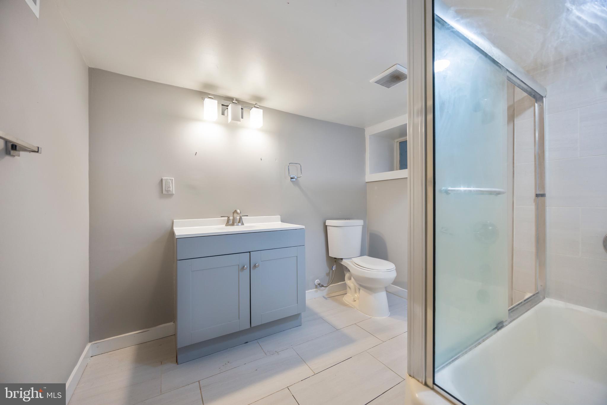 EDMONDSON - Residential Lease