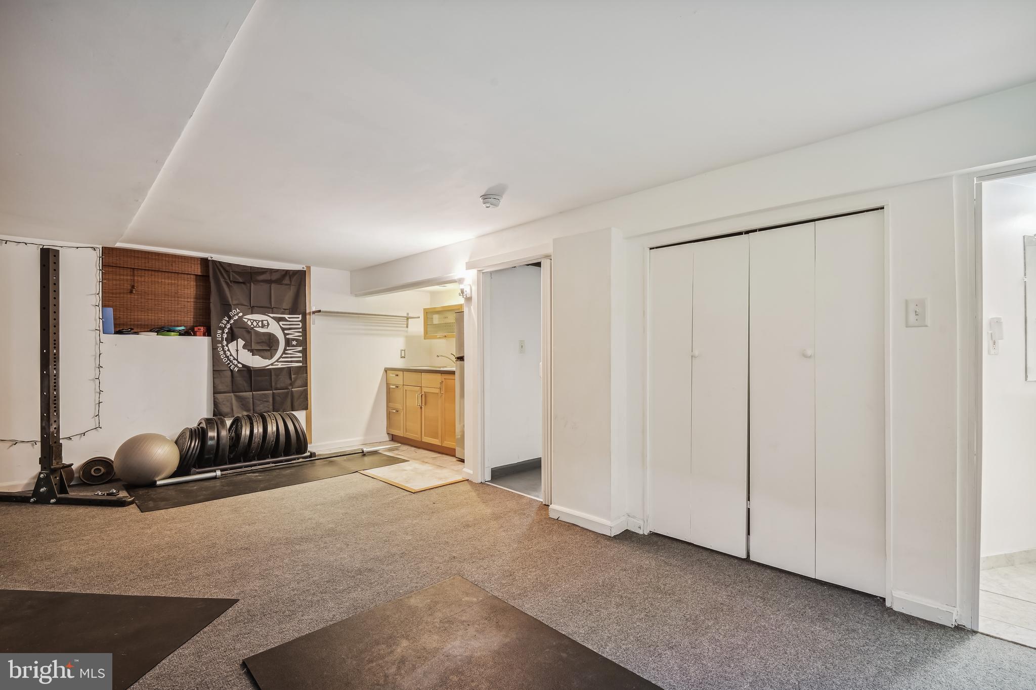 ARBUTUS TERRACE - Residential