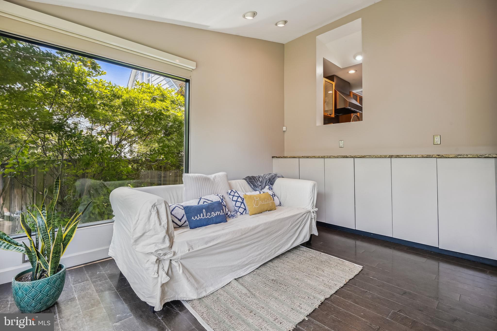 ARBUTUS TERRACE - Residential