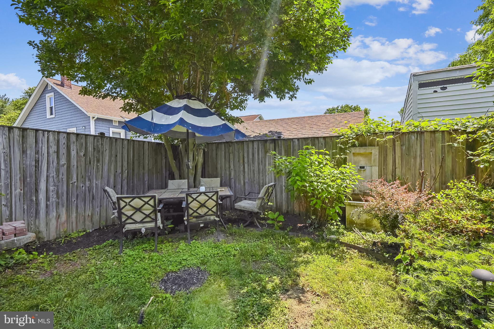 ARBUTUS TERRACE - Residential