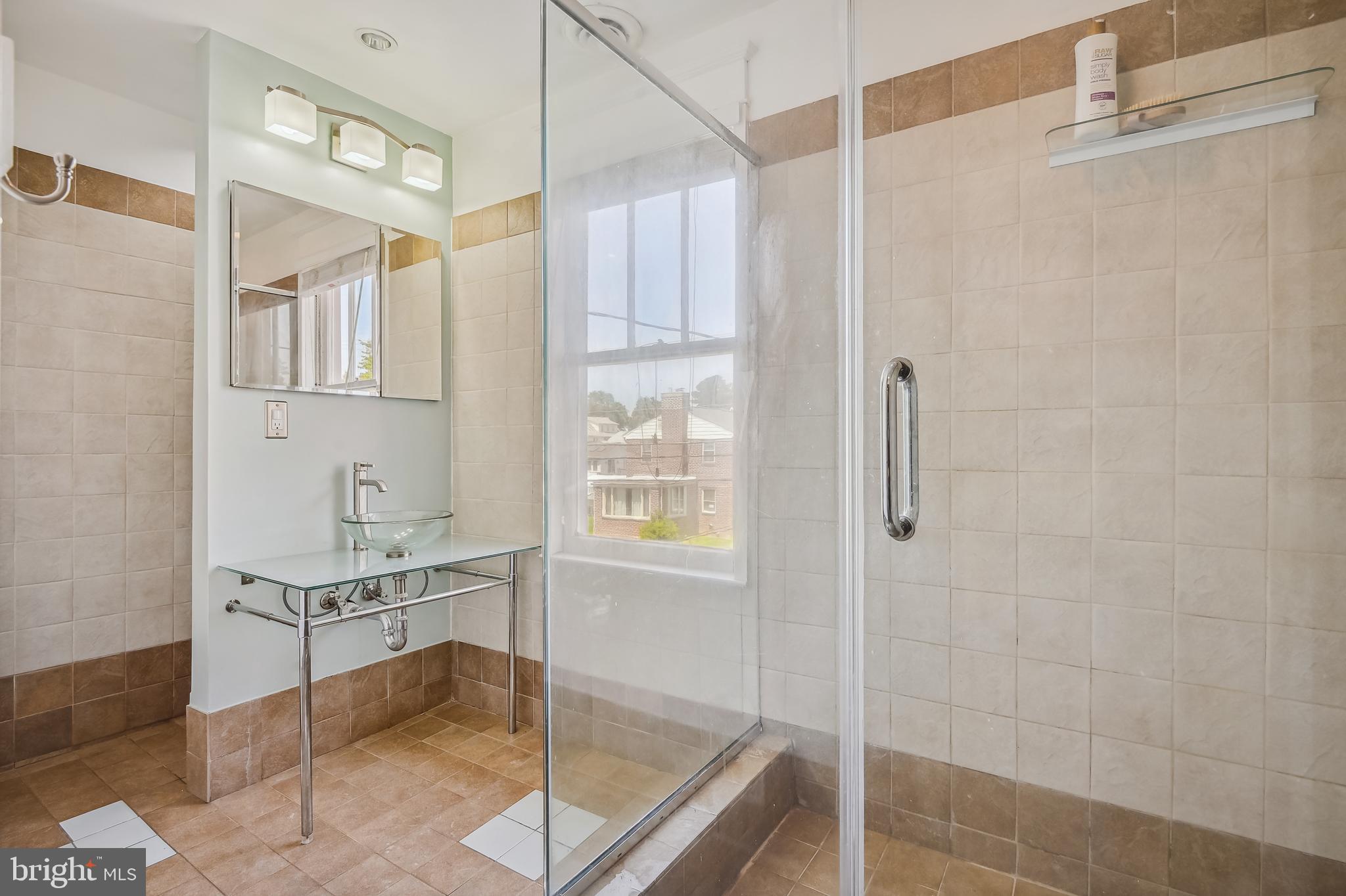 ARBUTUS TERRACE - Residential