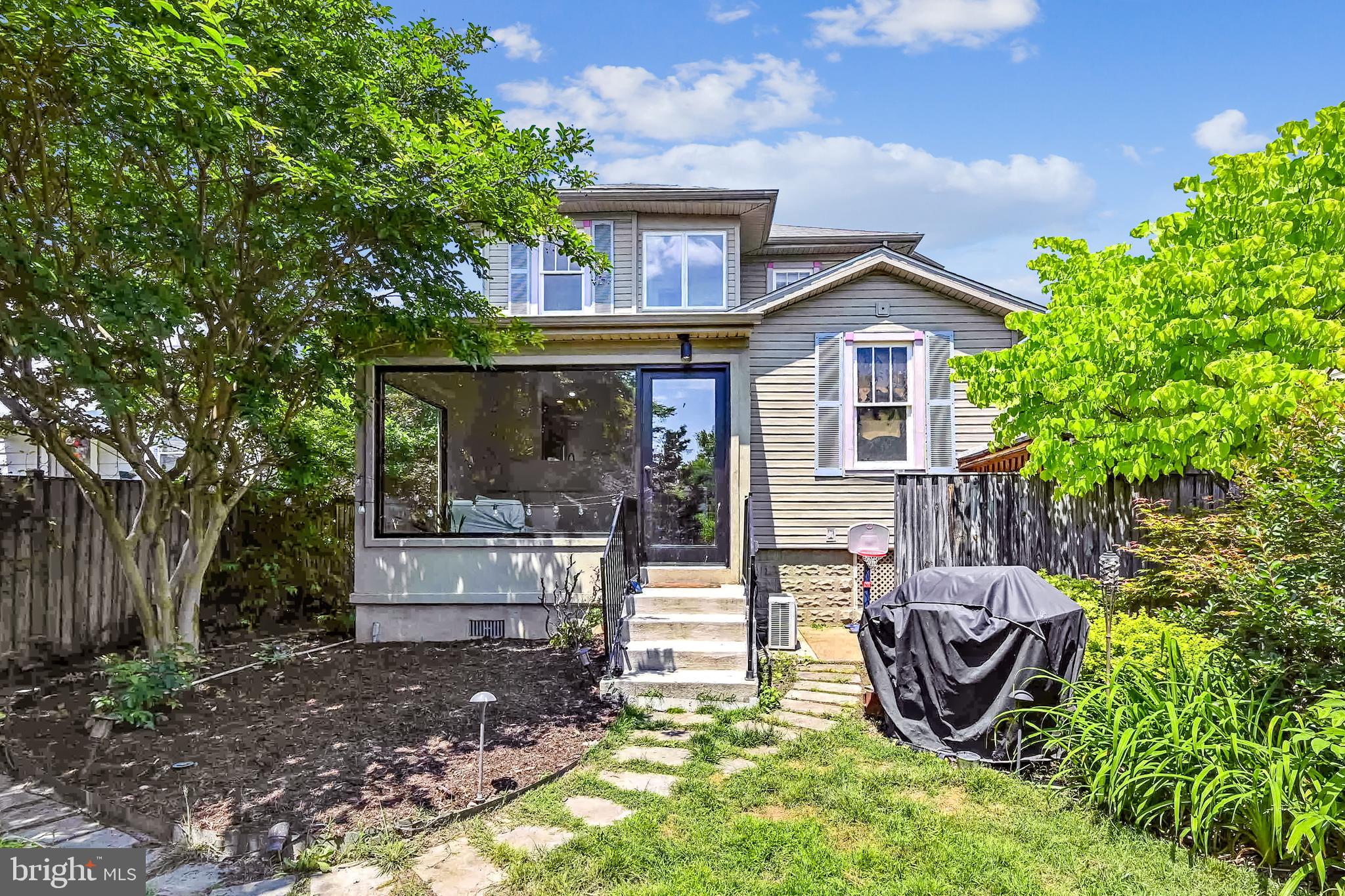 ARBUTUS TERRACE - Residential