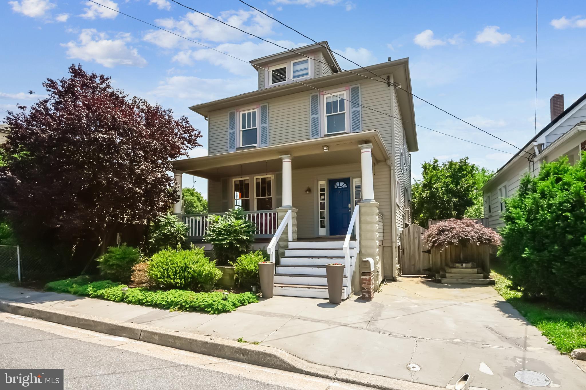 ARBUTUS TERRACE - Residential