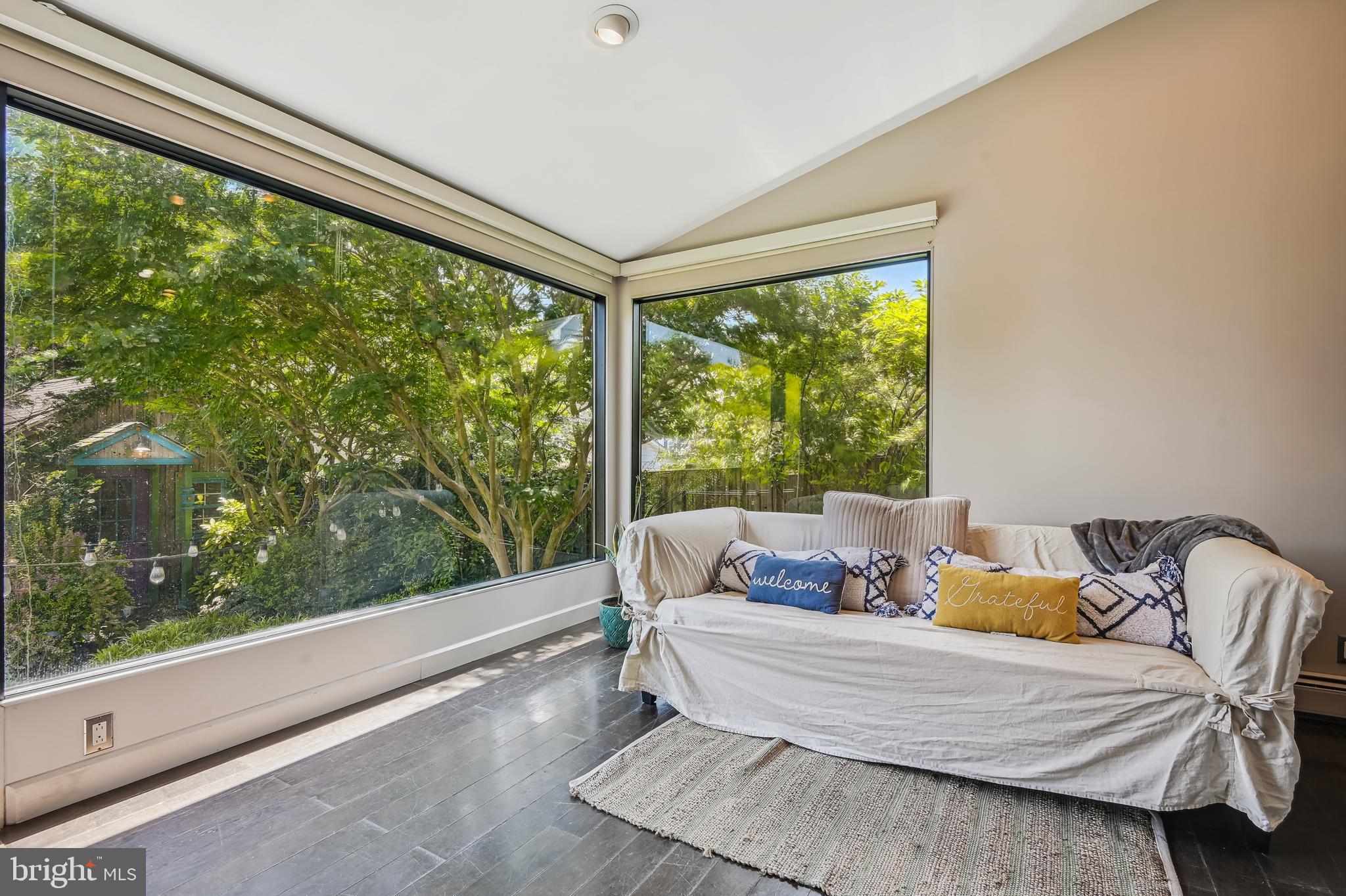 ARBUTUS TERRACE - Residential