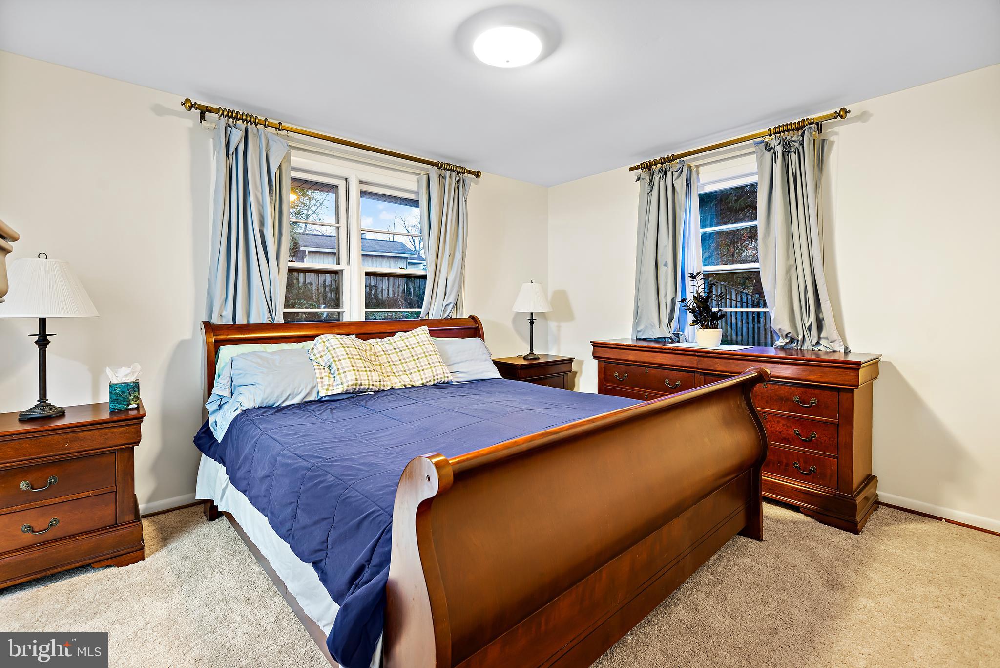 WHEATON WOODS - Residential