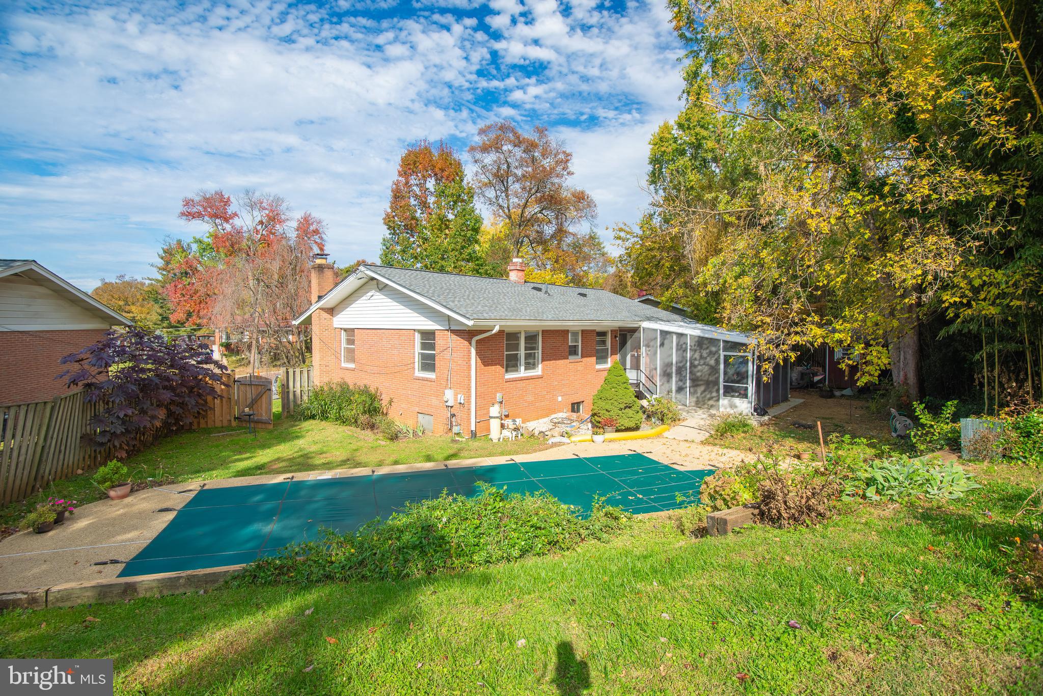 WHEATON WOODS - Residential