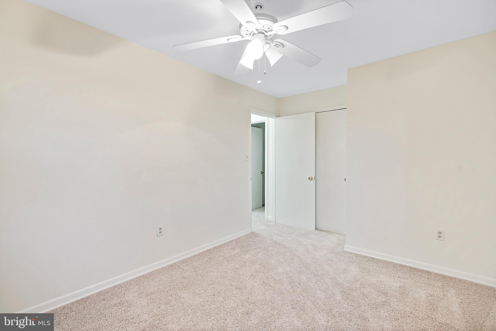 WHEATON WOODS - Residential