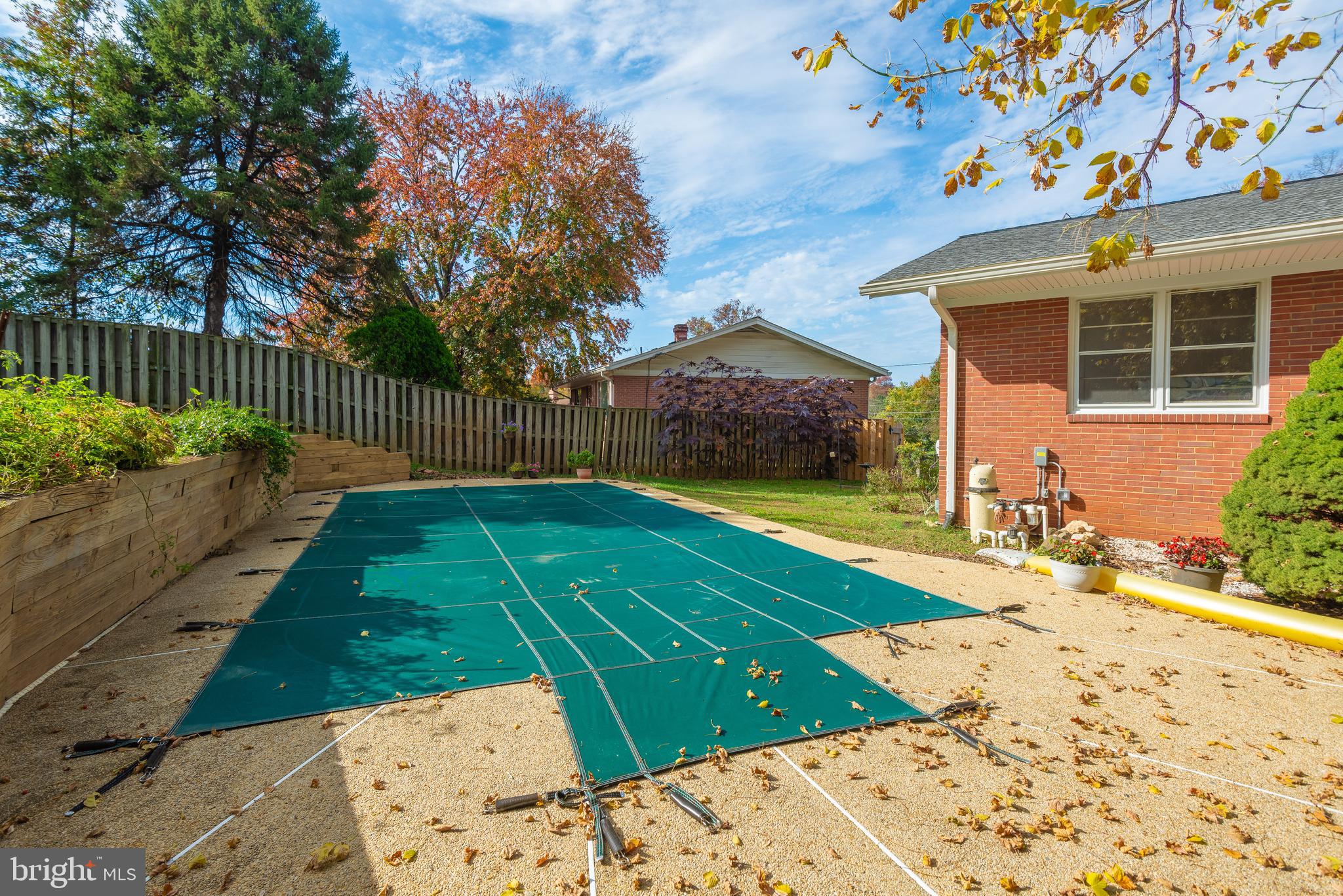 WHEATON WOODS - Residential