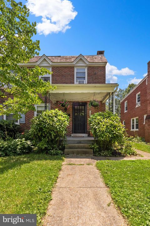 Photo of 1188 Maple Avenue, LANCASTER, PA 17603 (MLS # PALA2073354)