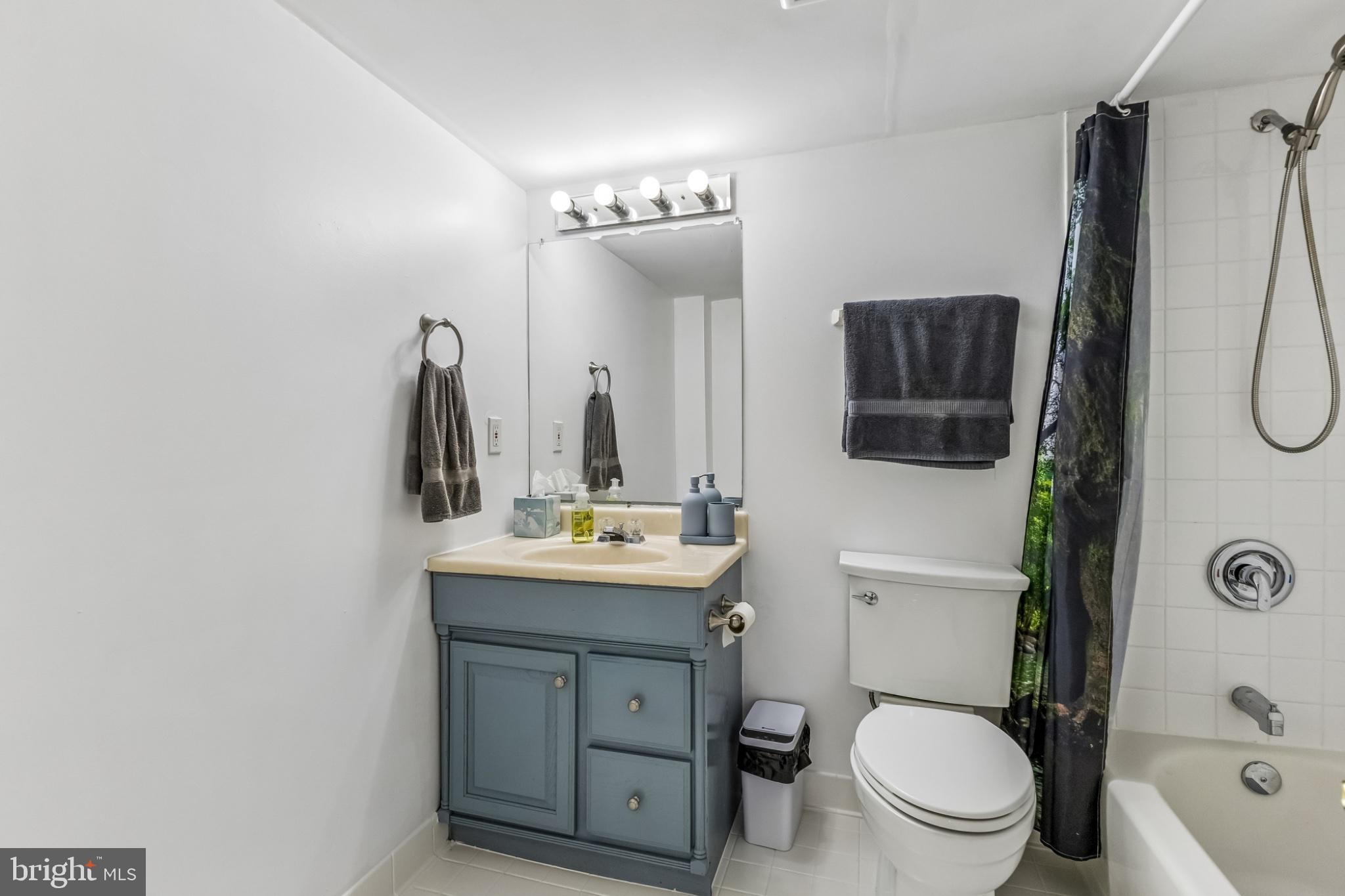 DALE CITY - Residential