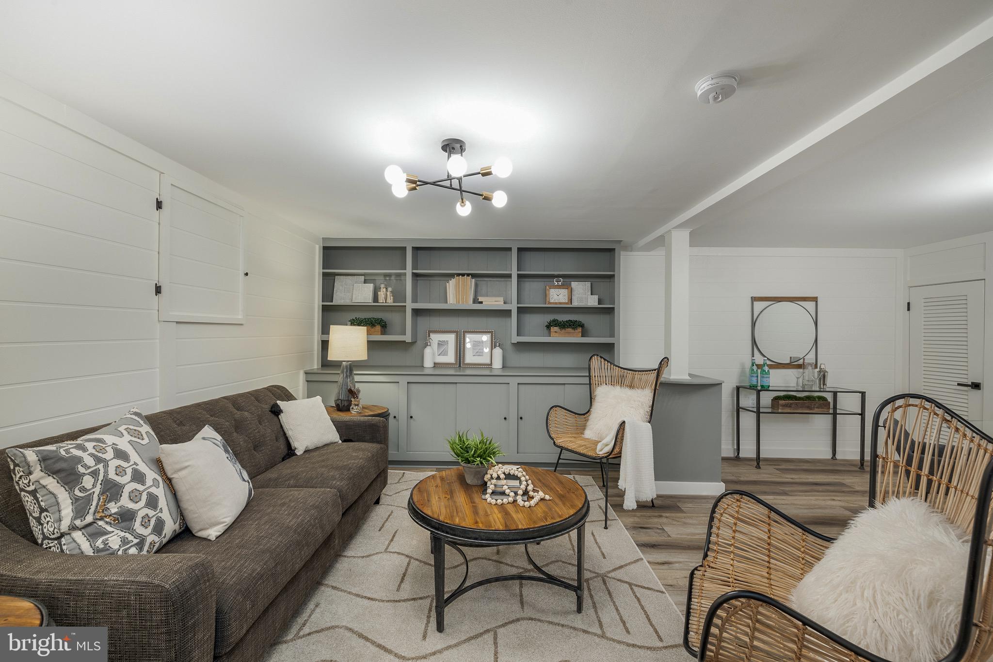 TOWN OF PURCELLVILLE - Residential