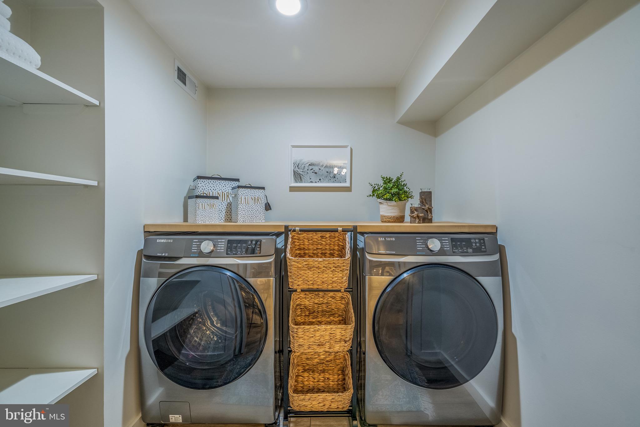 TOWN OF PURCELLVILLE - Residential