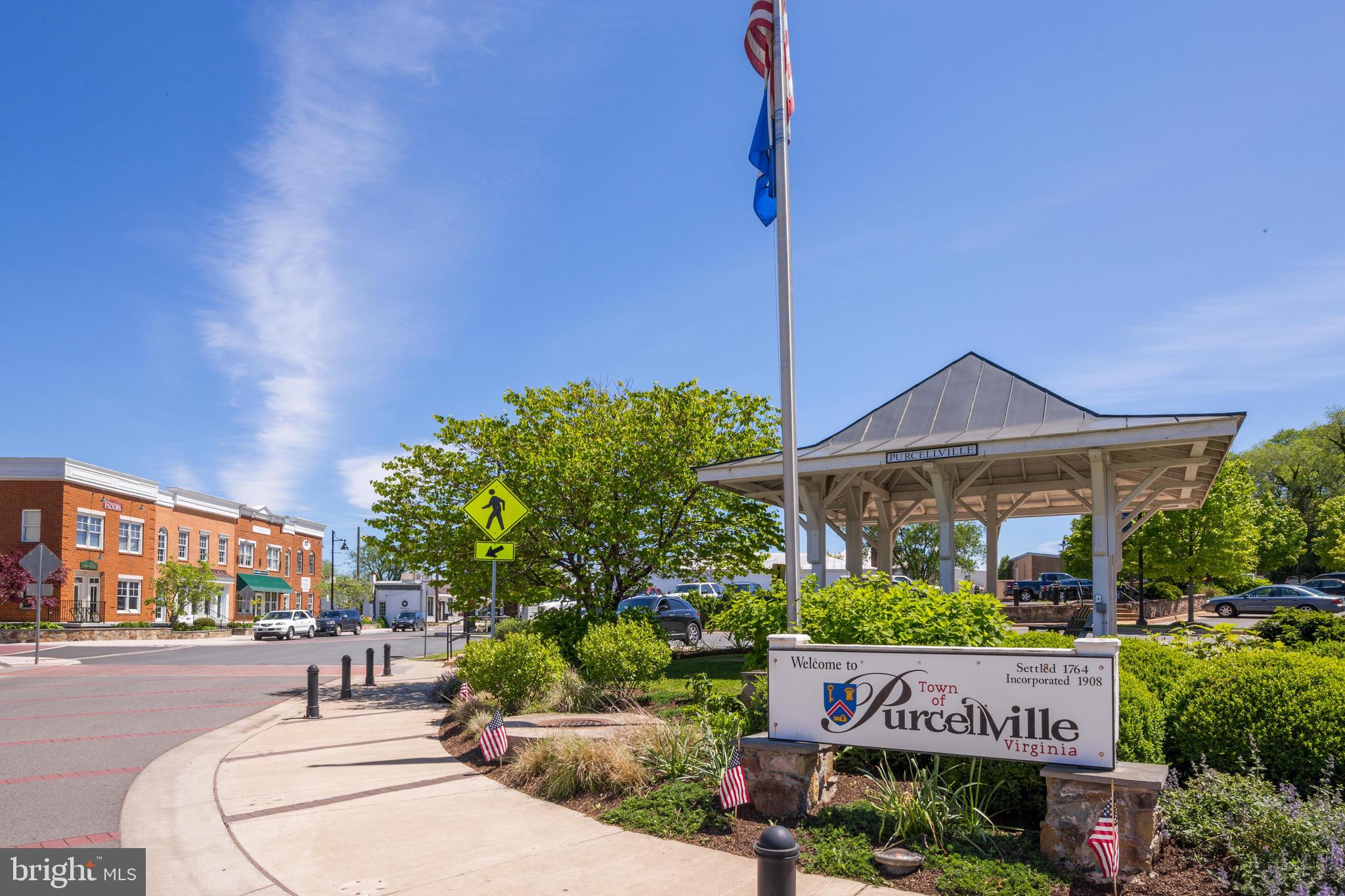TOWN OF PURCELLVILLE - Residential