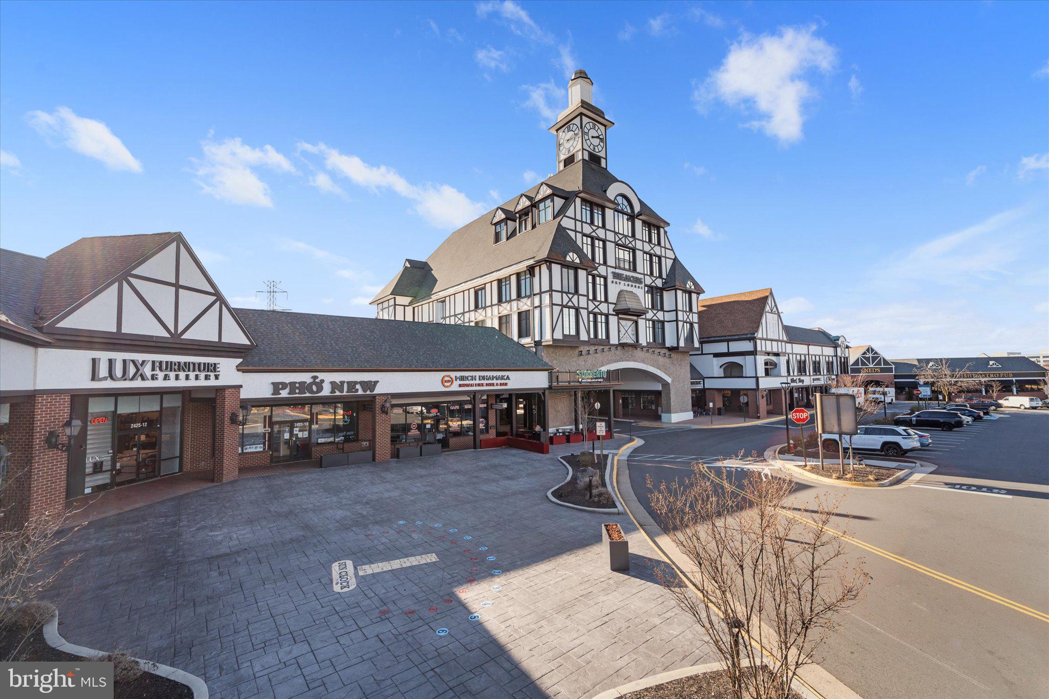 METROPARK AT ARROWBROOK - Residential