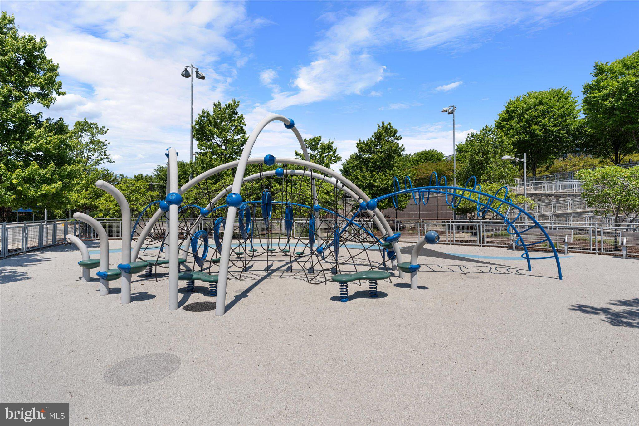 METROPARK AT ARROWBROOK - Residential
