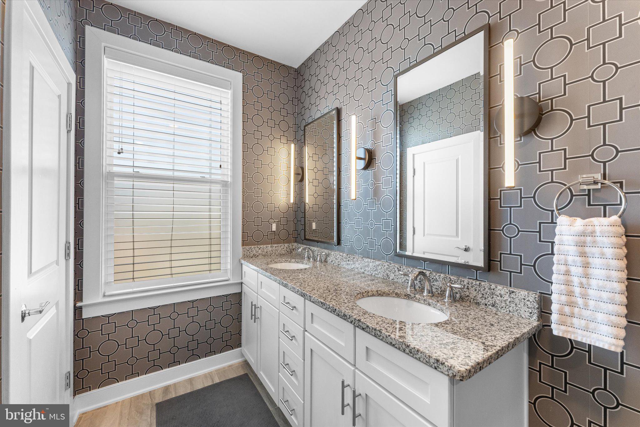 METROPARK AT ARROWBROOK - Residential