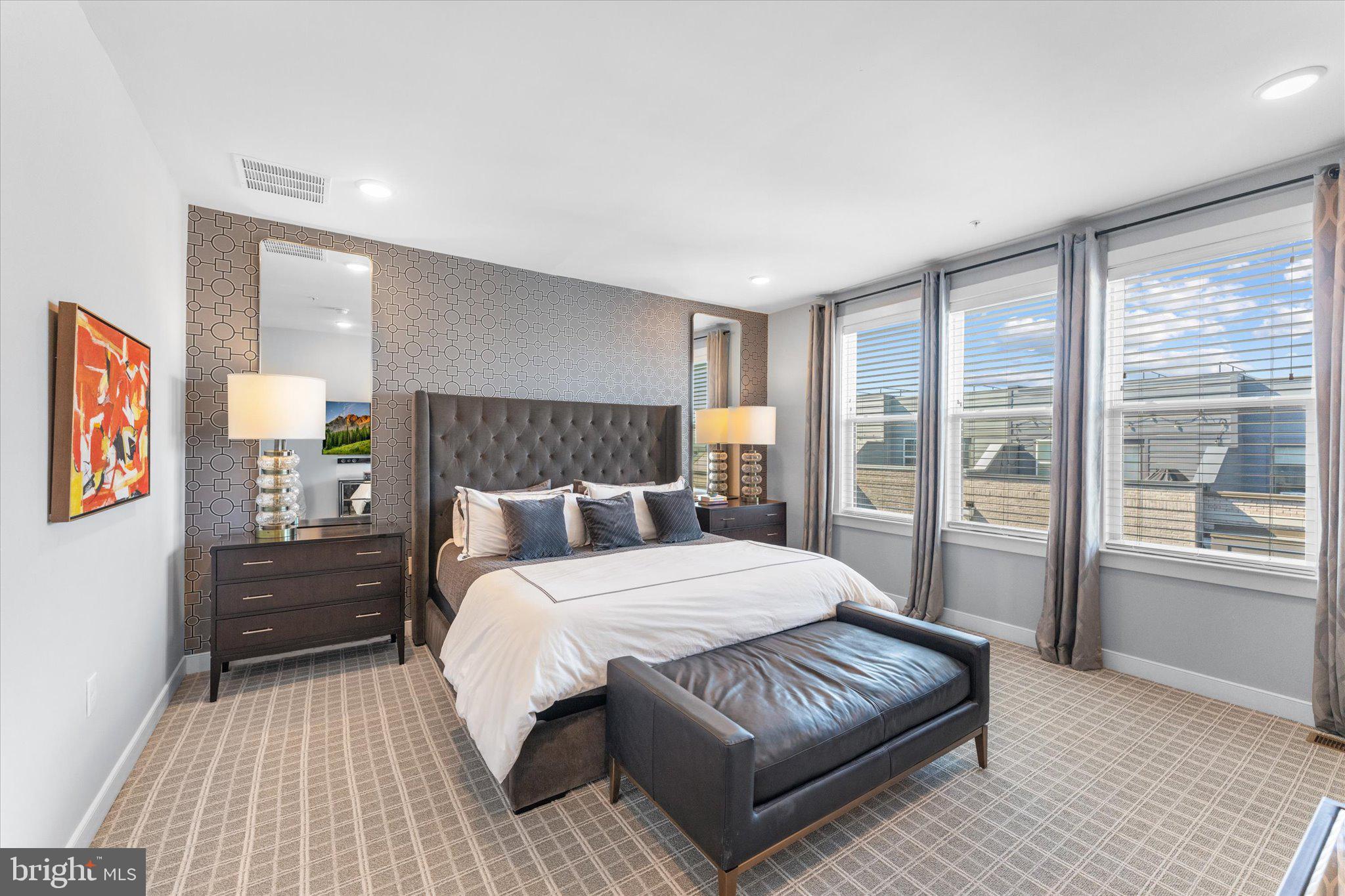 METROPARK AT ARROWBROOK - Residential