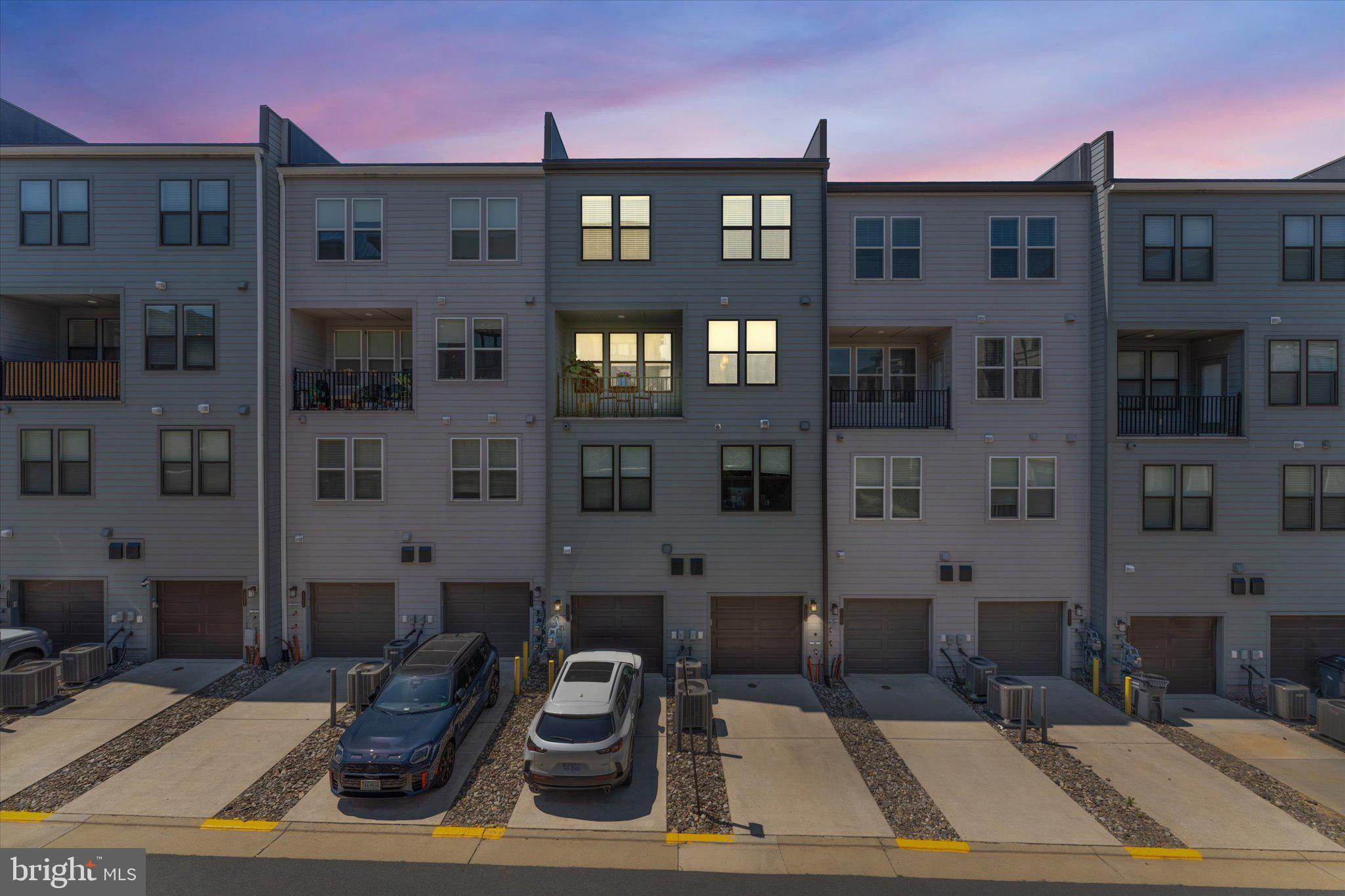 METROPARK AT ARROWBROOK - Residential