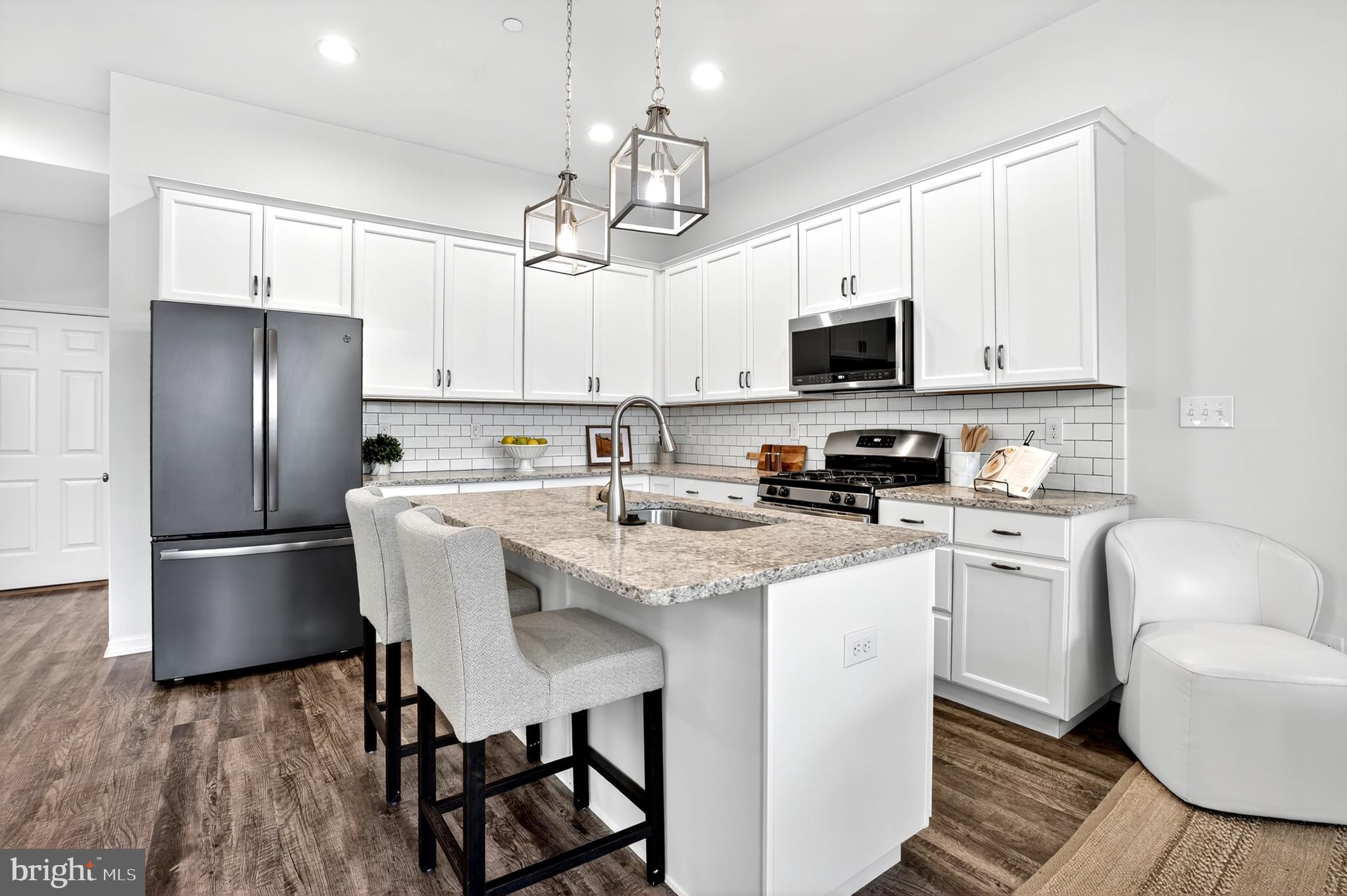 PEMBERTON - Residential