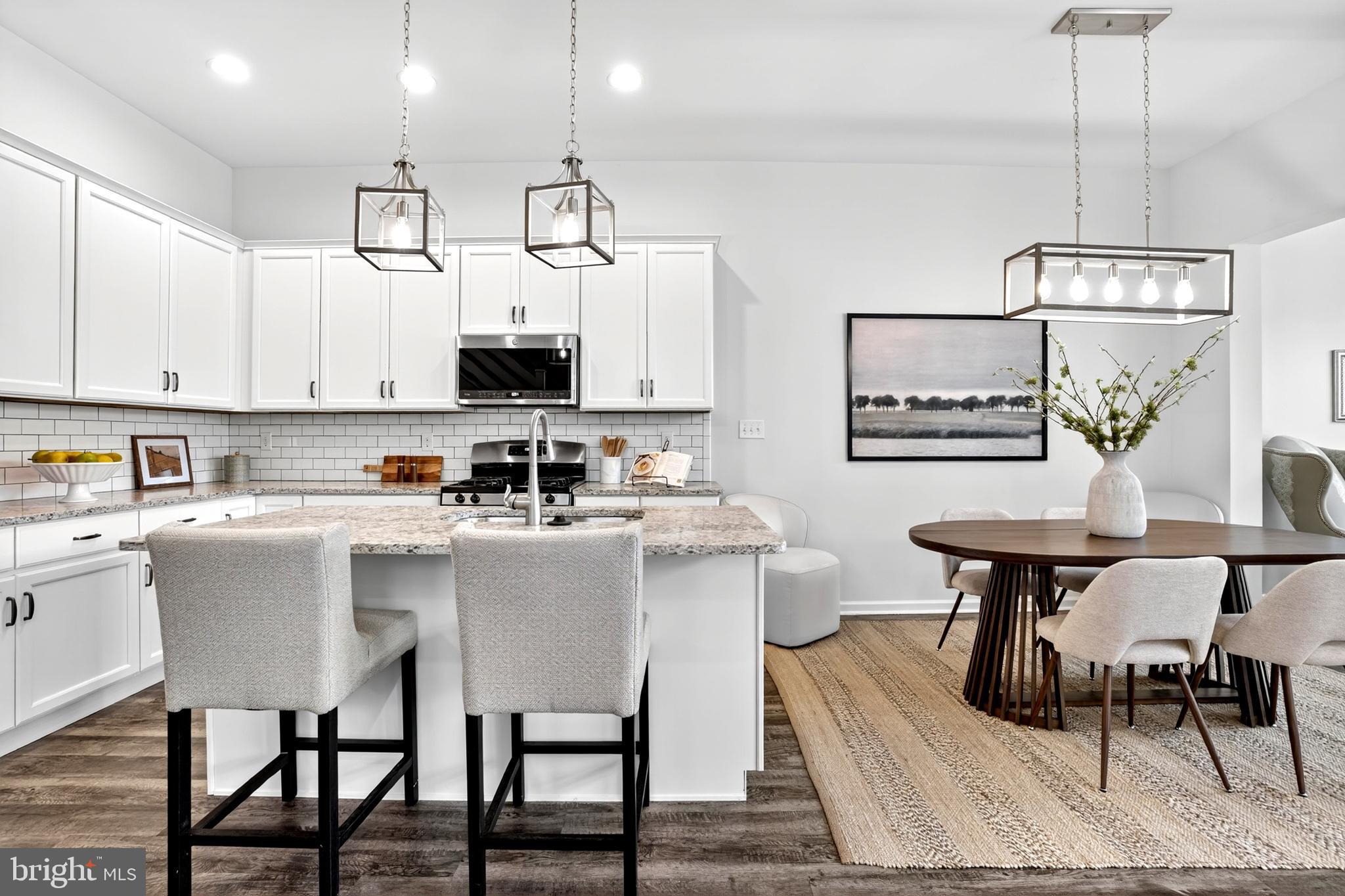 PEMBERTON - Residential