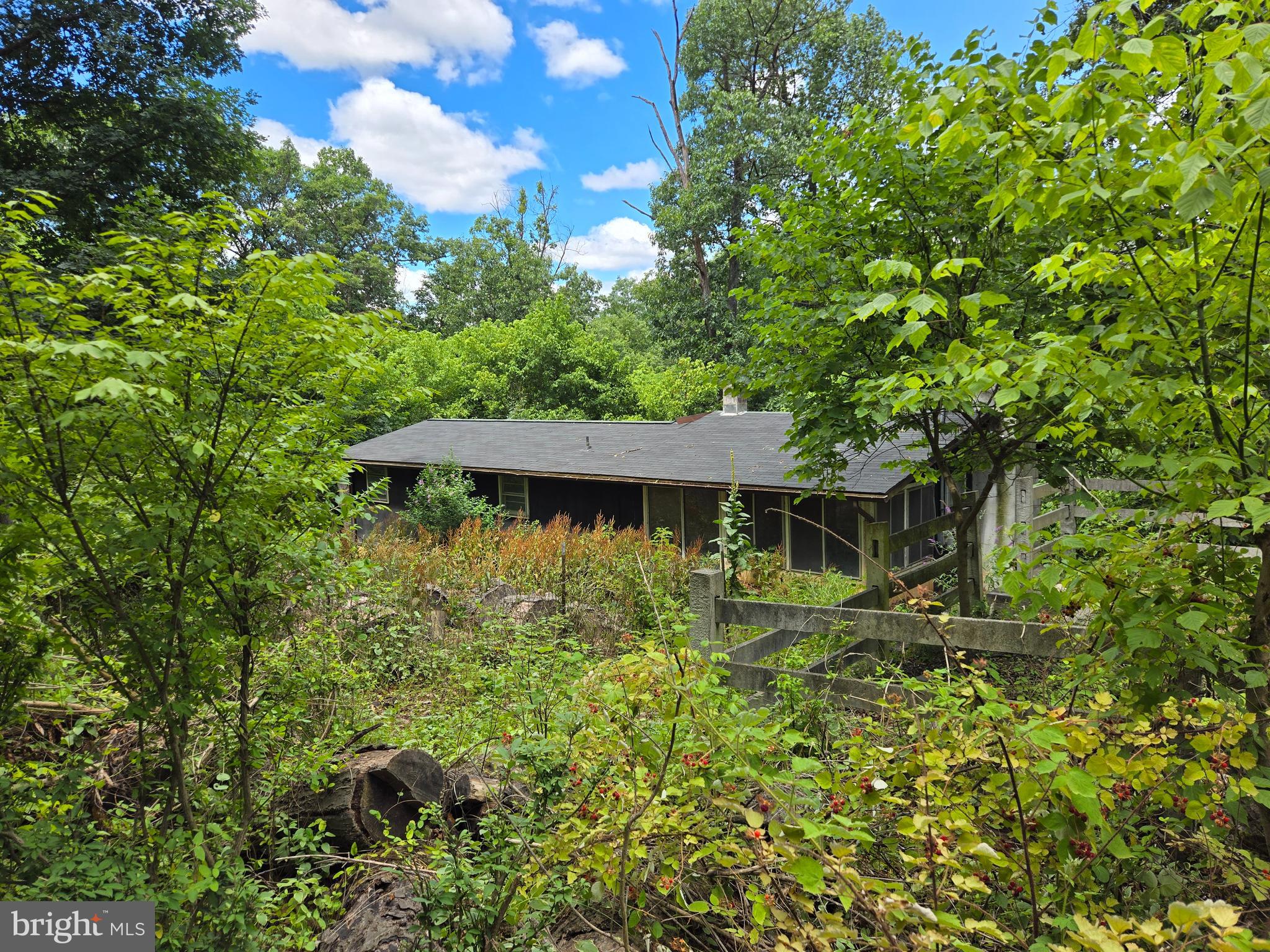 BENNY MEGEATH - Residential