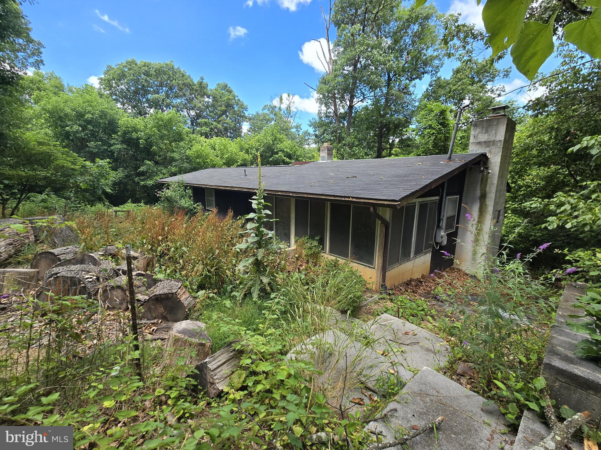 BENNY MEGEATH - Residential