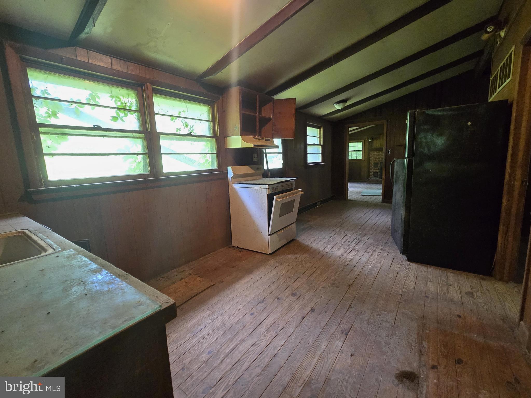 BENNY MEGEATH - Residential