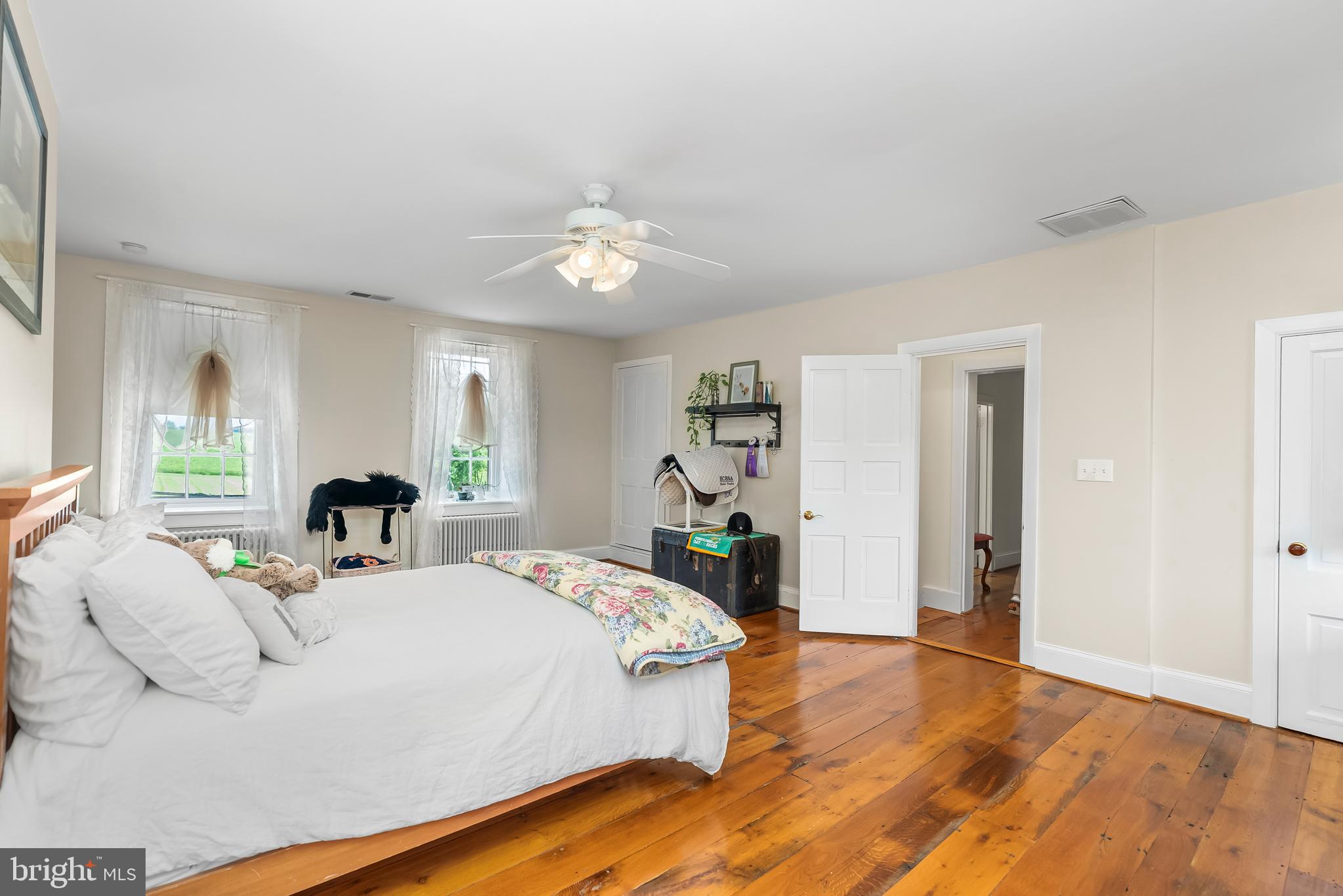 HAMPSTEAD - Residential