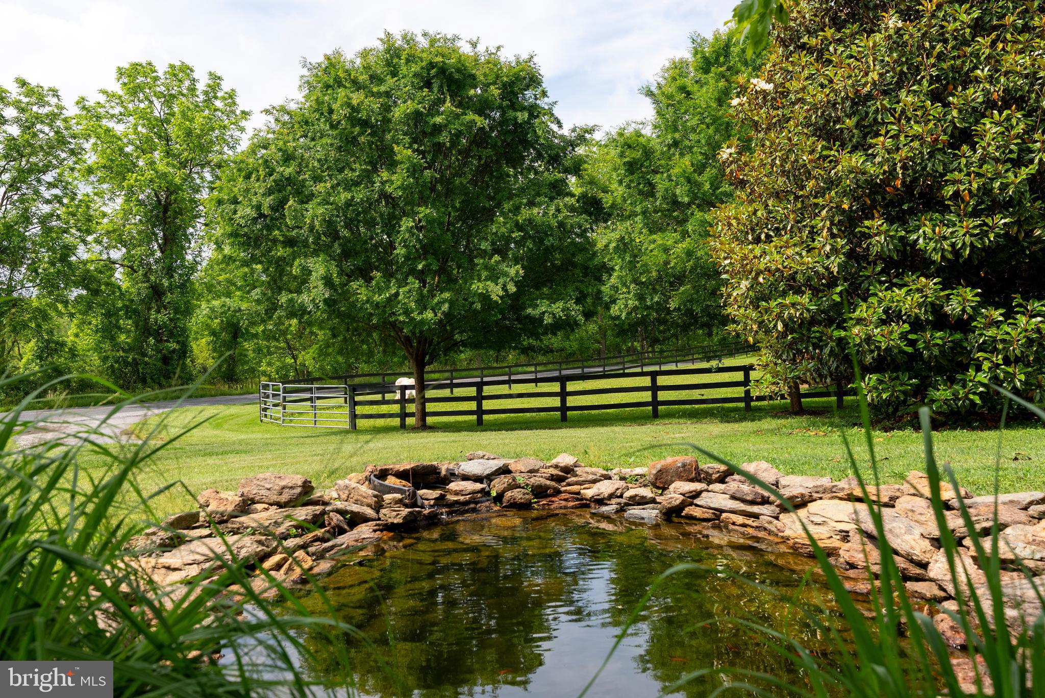 HAMPSTEAD - Residential