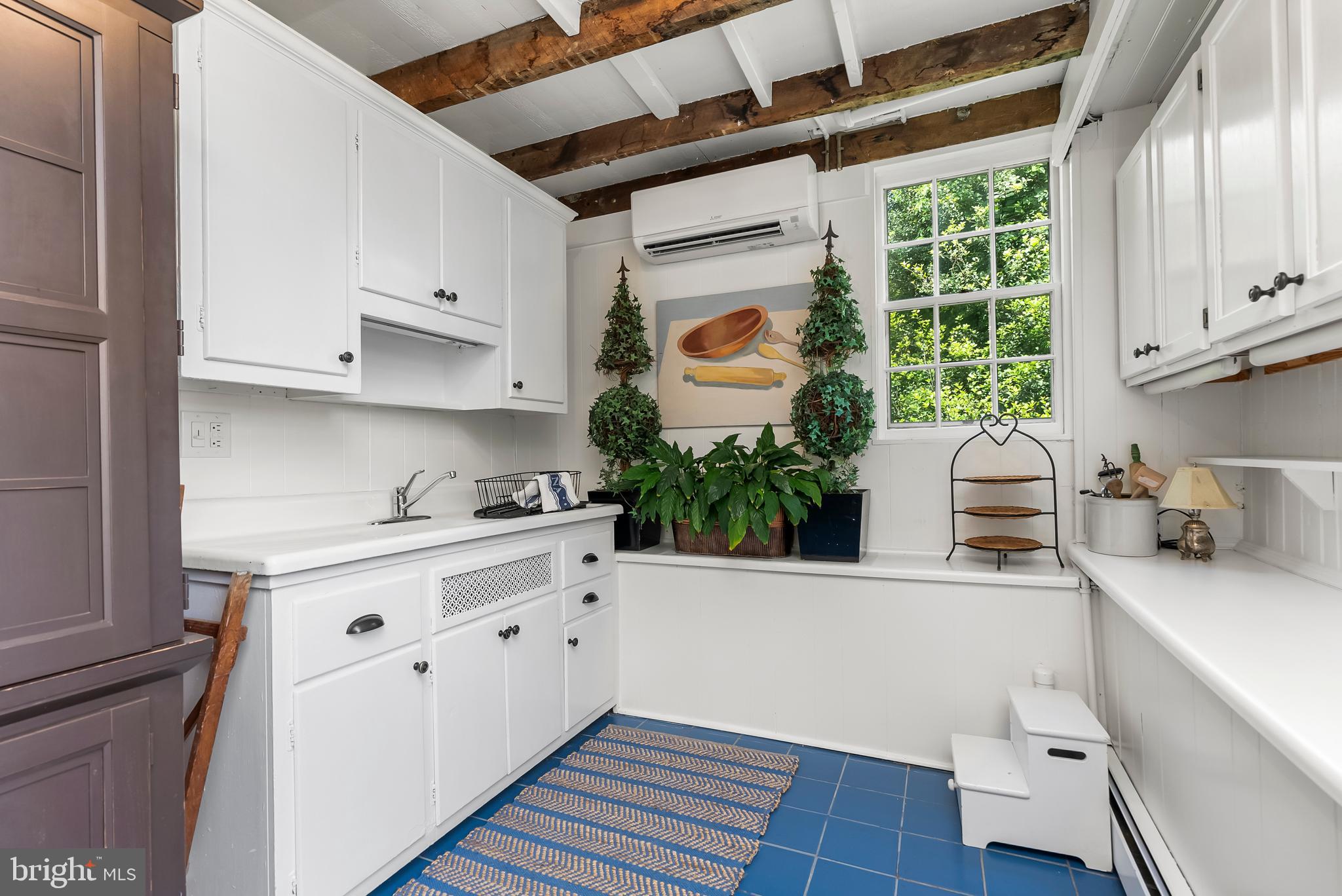 HAMPSTEAD - Residential