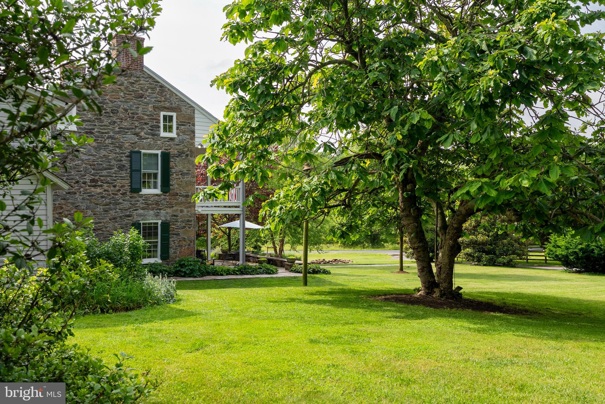 HAMPSTEAD - Residential