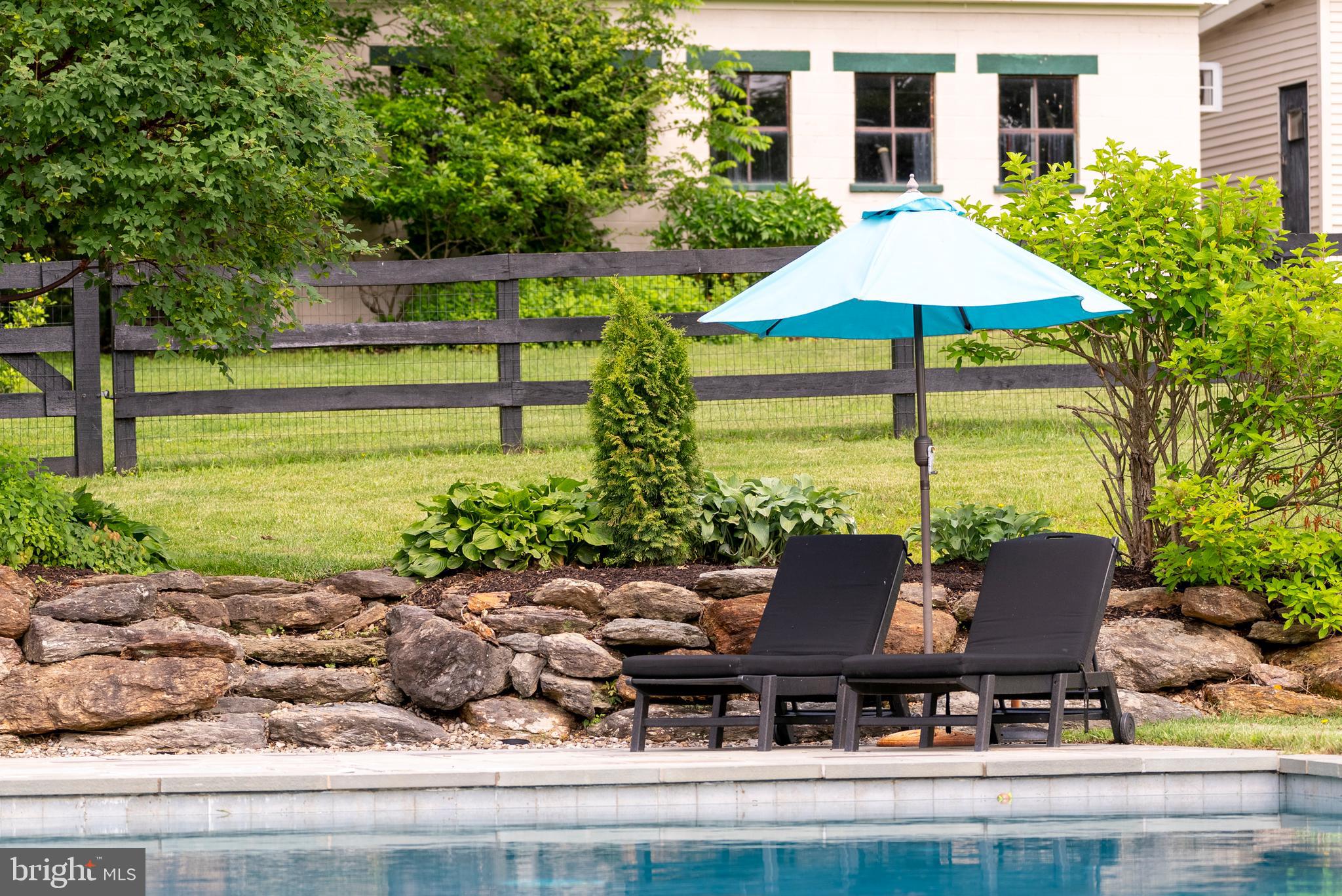 HAMPSTEAD - Residential