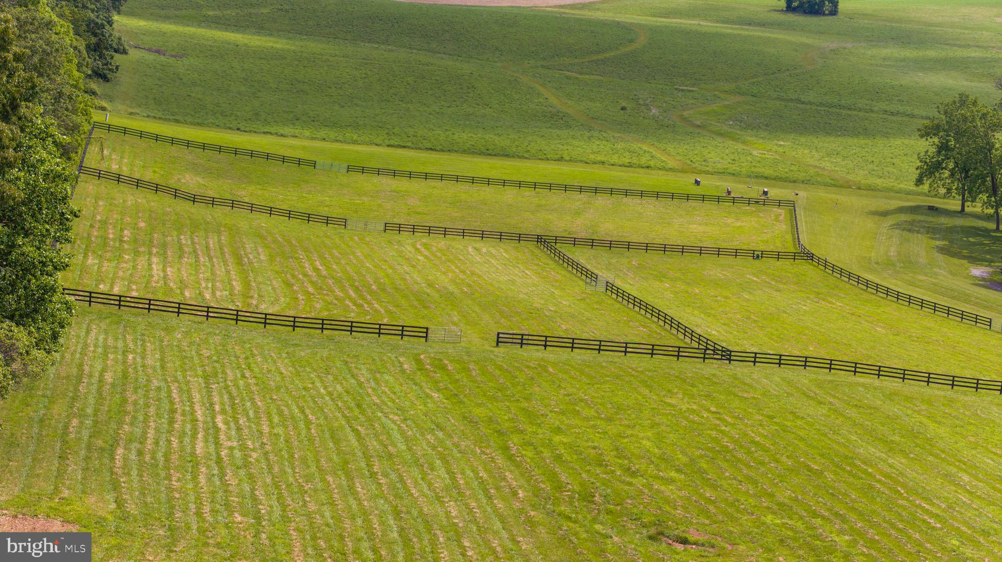HAMPSTEAD - Residential