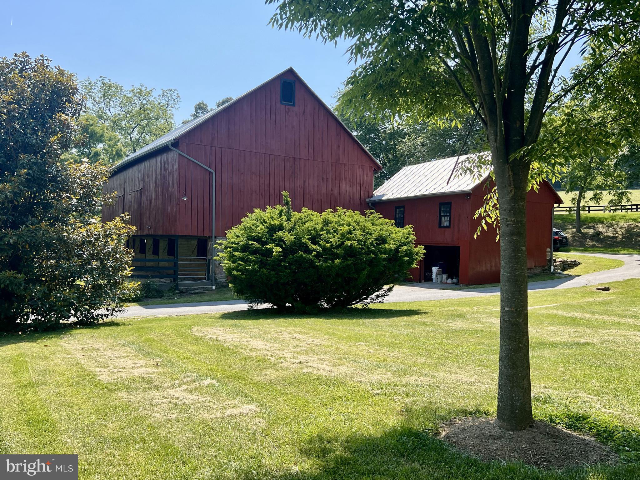 HAMPSTEAD - Residential