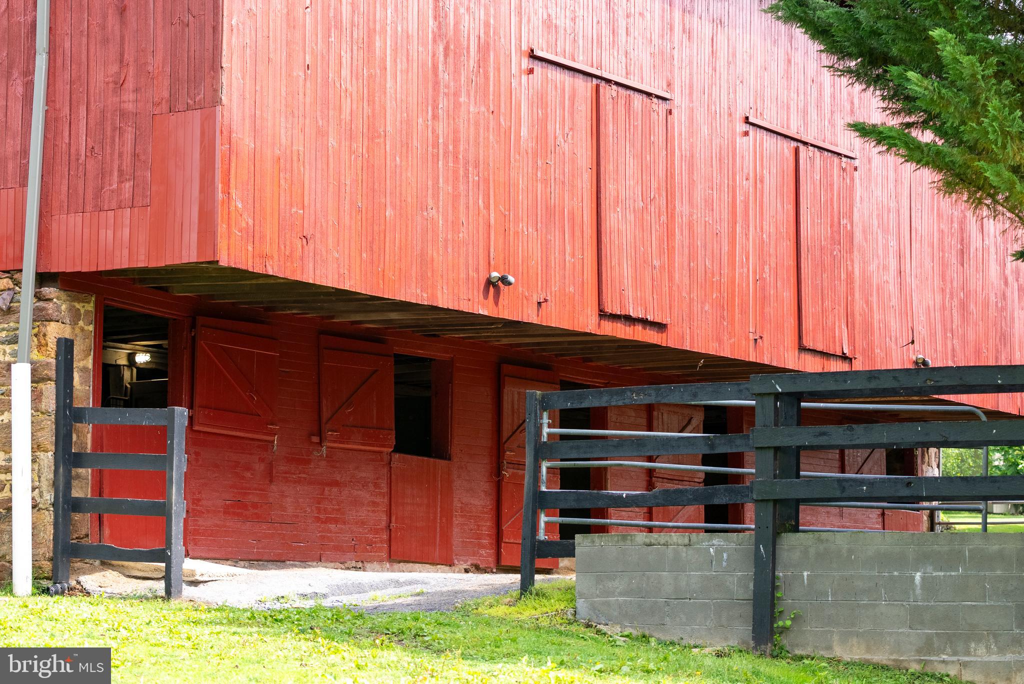 HAMPSTEAD - Residential