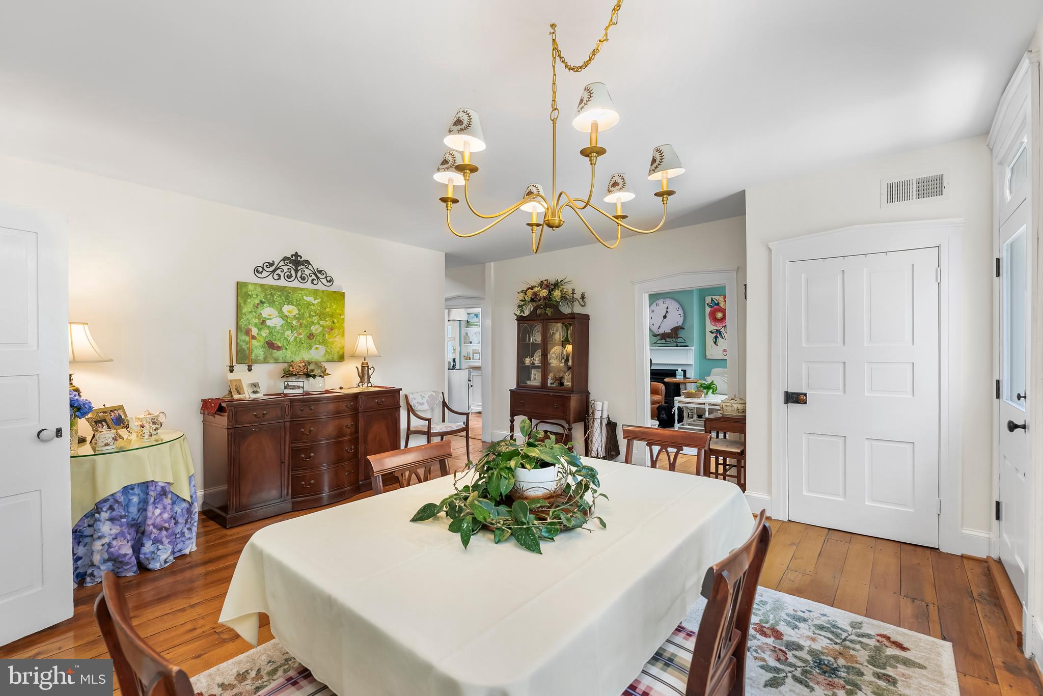 HAMPSTEAD - Residential