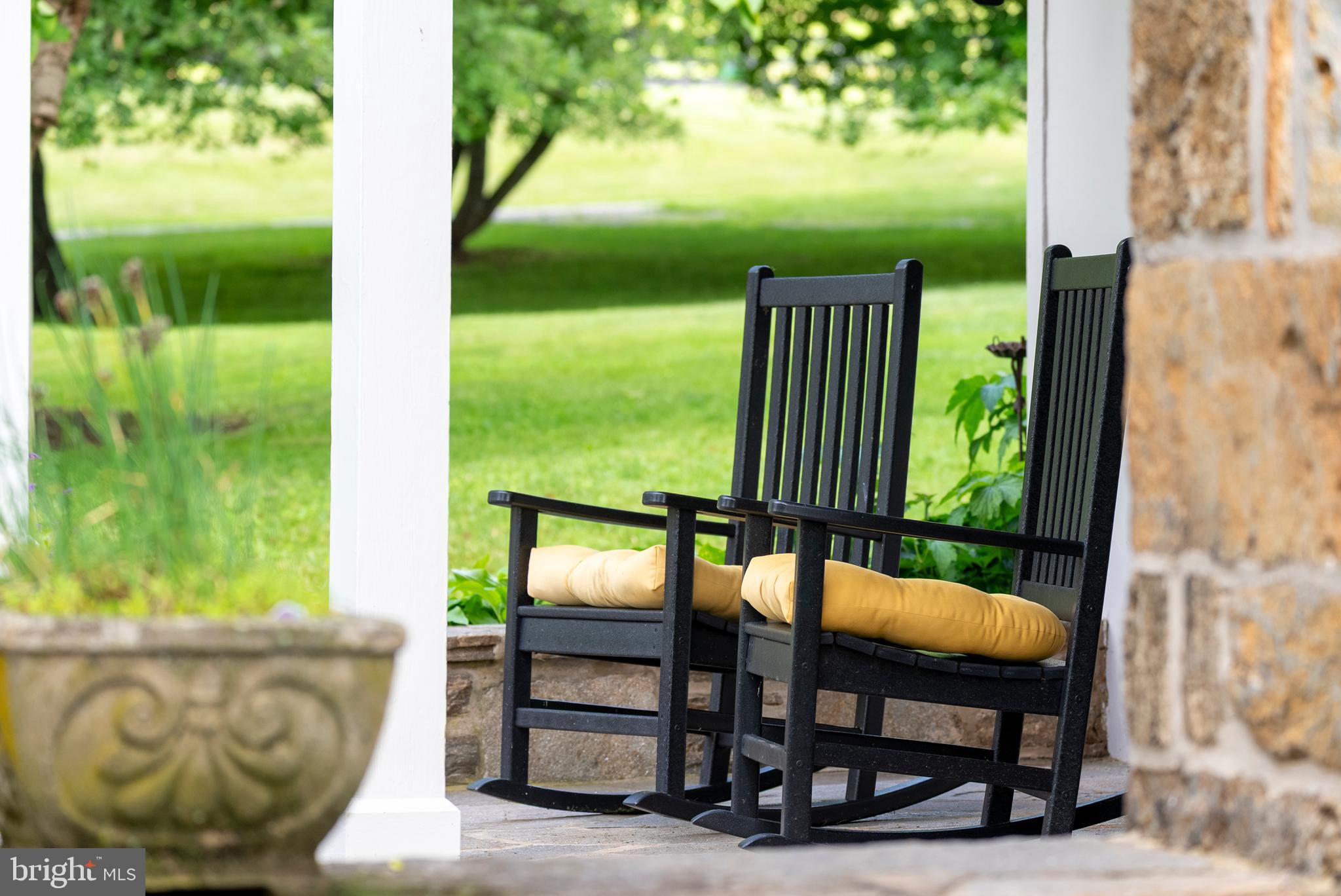 HAMPSTEAD - Residential