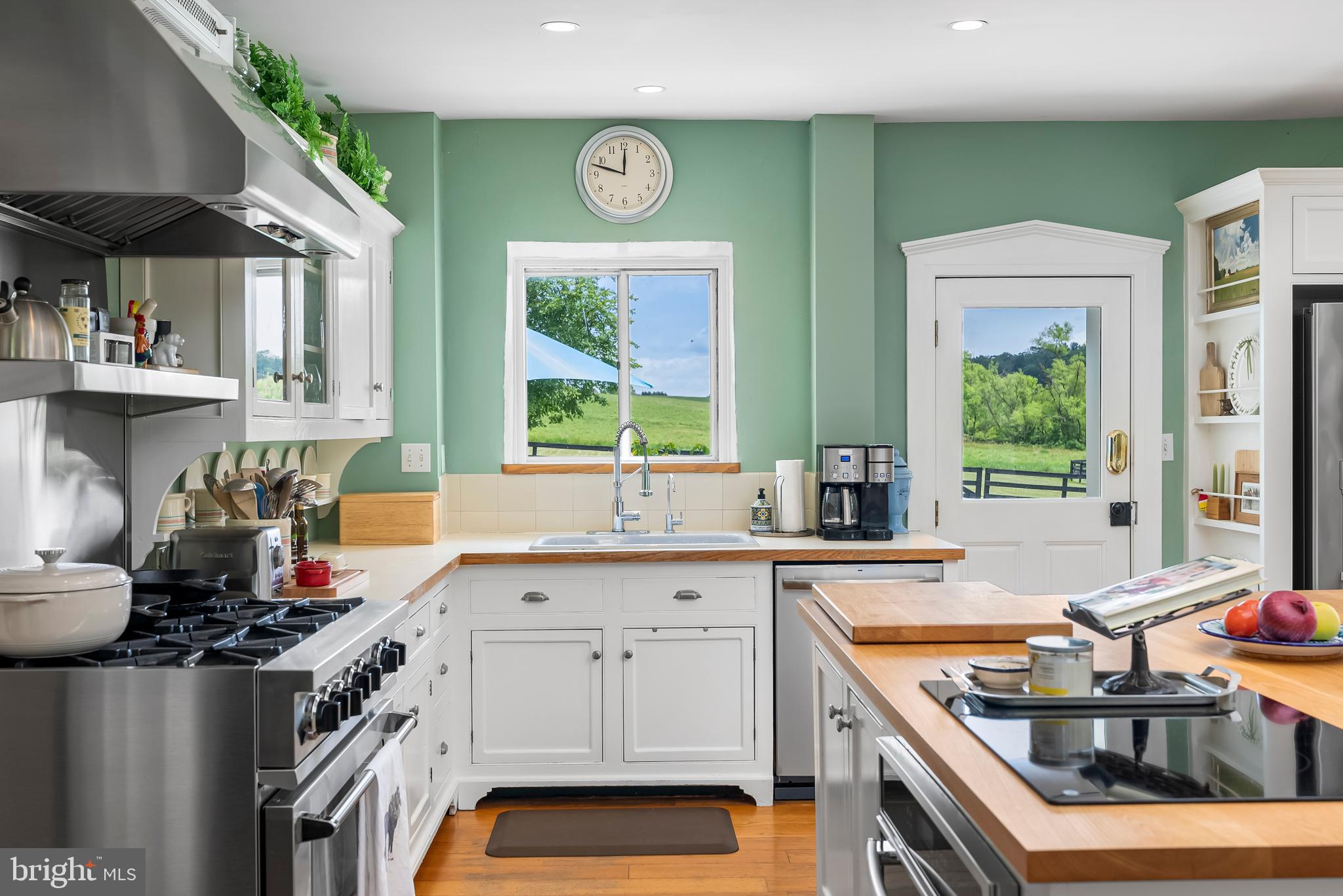 HAMPSTEAD - Residential