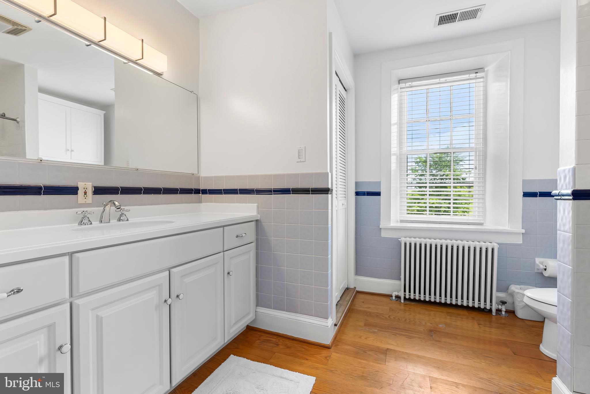 HAMPSTEAD - Residential