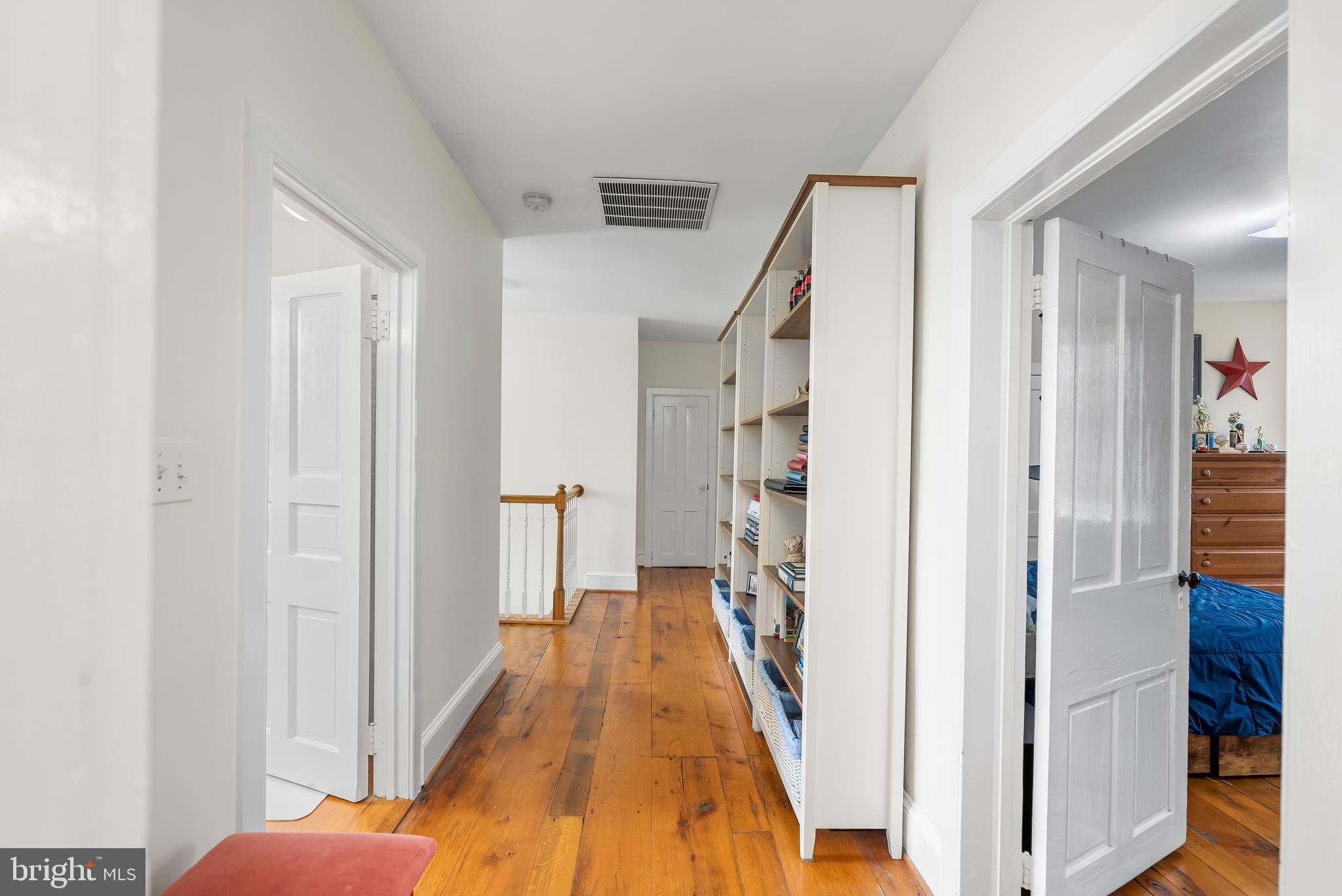 HAMPSTEAD - Residential