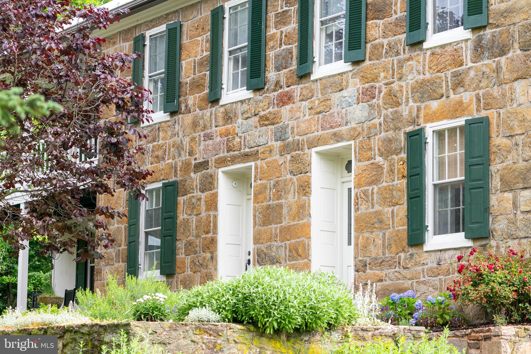 HAMPSTEAD - Residential