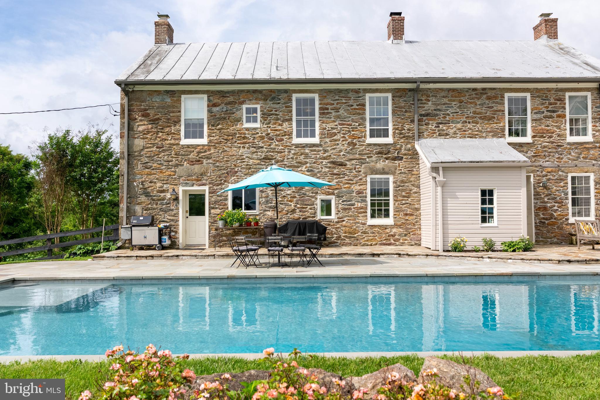 HAMPSTEAD - Residential