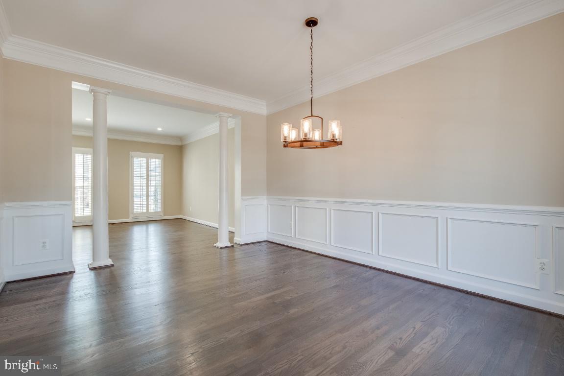 RIVER CREST - Residential Lease