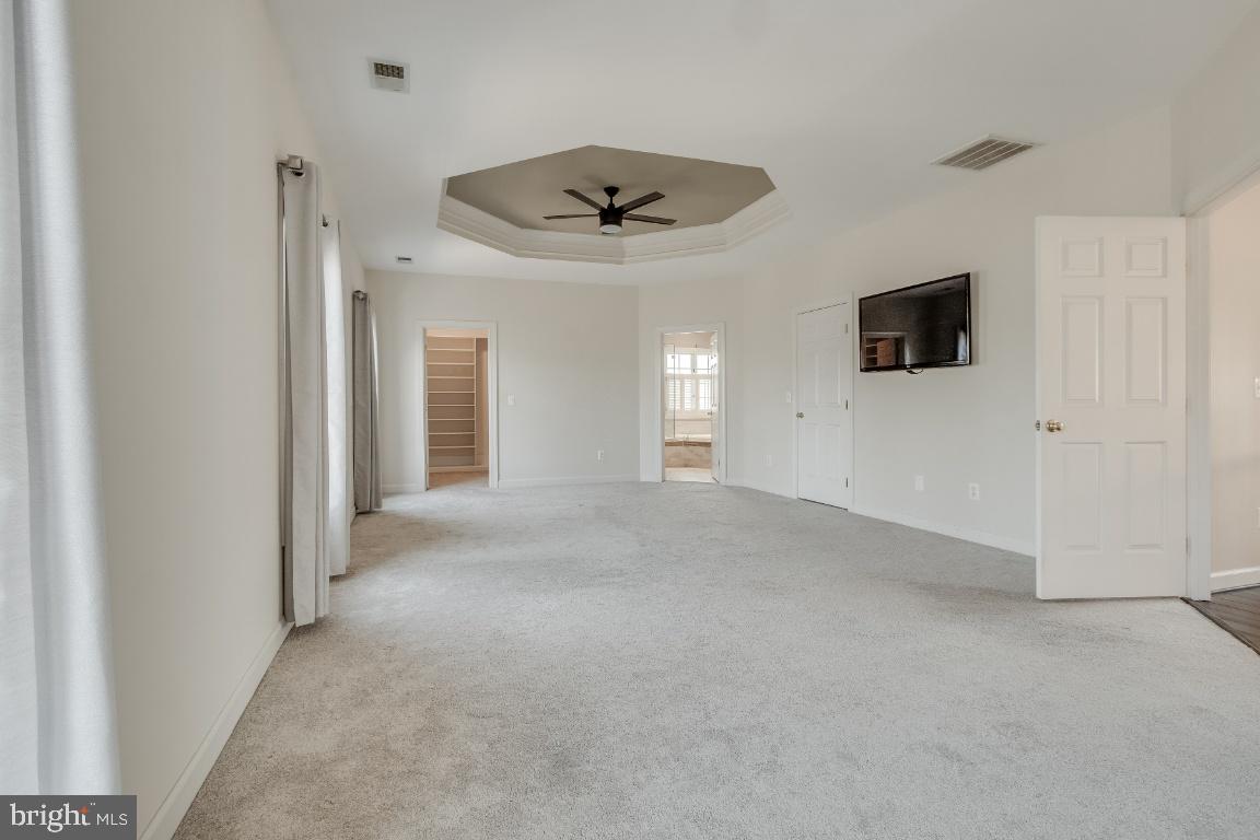 RIVER CREST - Residential Lease