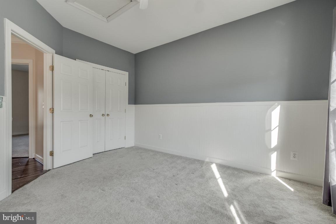 RIVER CREST - Residential Lease