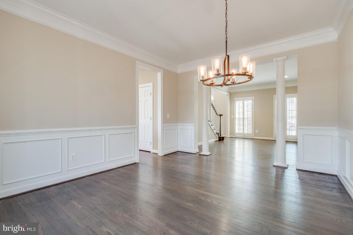 RIVER CREST - Residential Lease