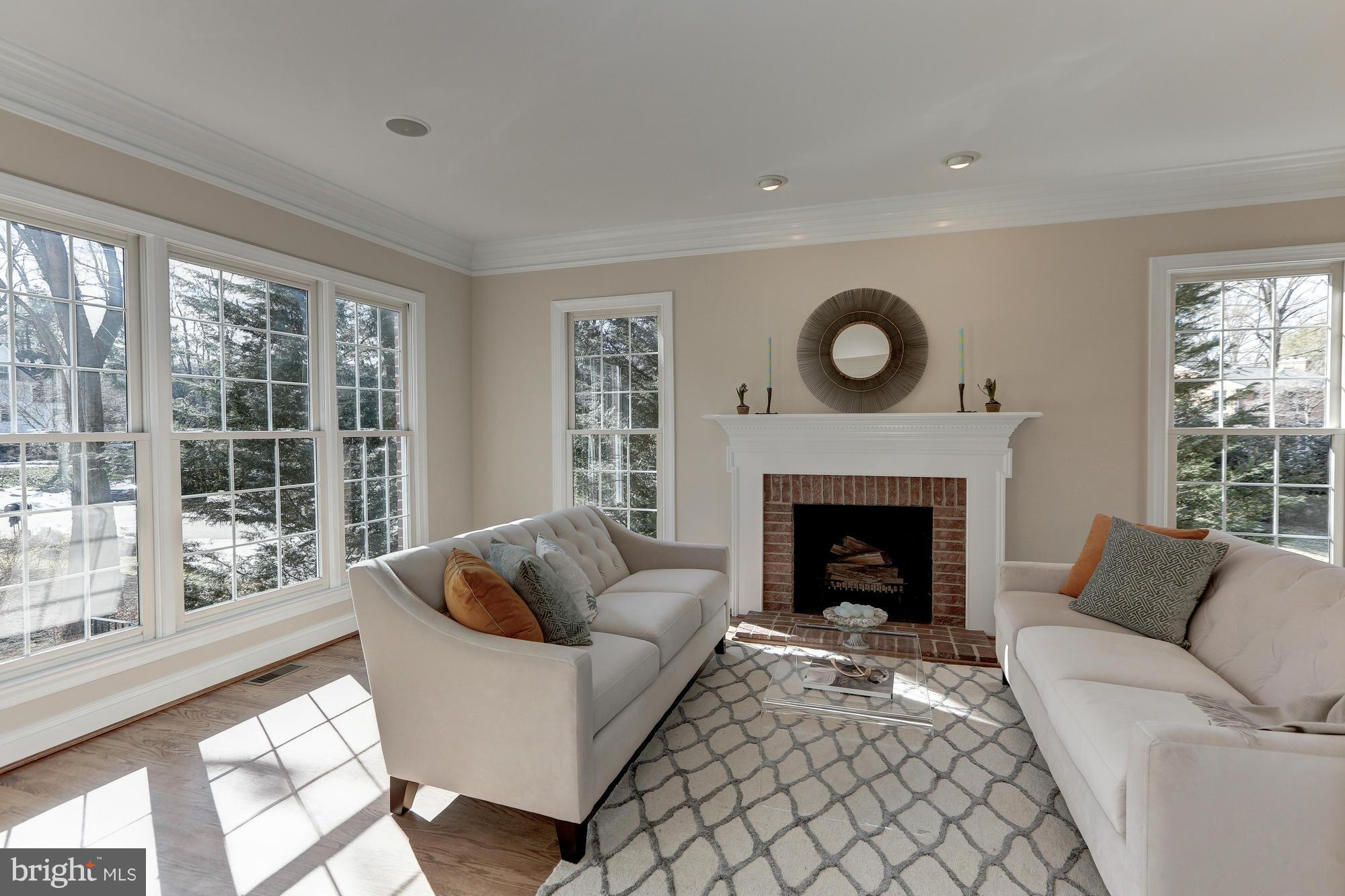 ST JOHNS WOODS - Residential